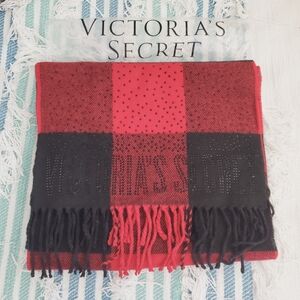 Victoria's Secret scarf NWT